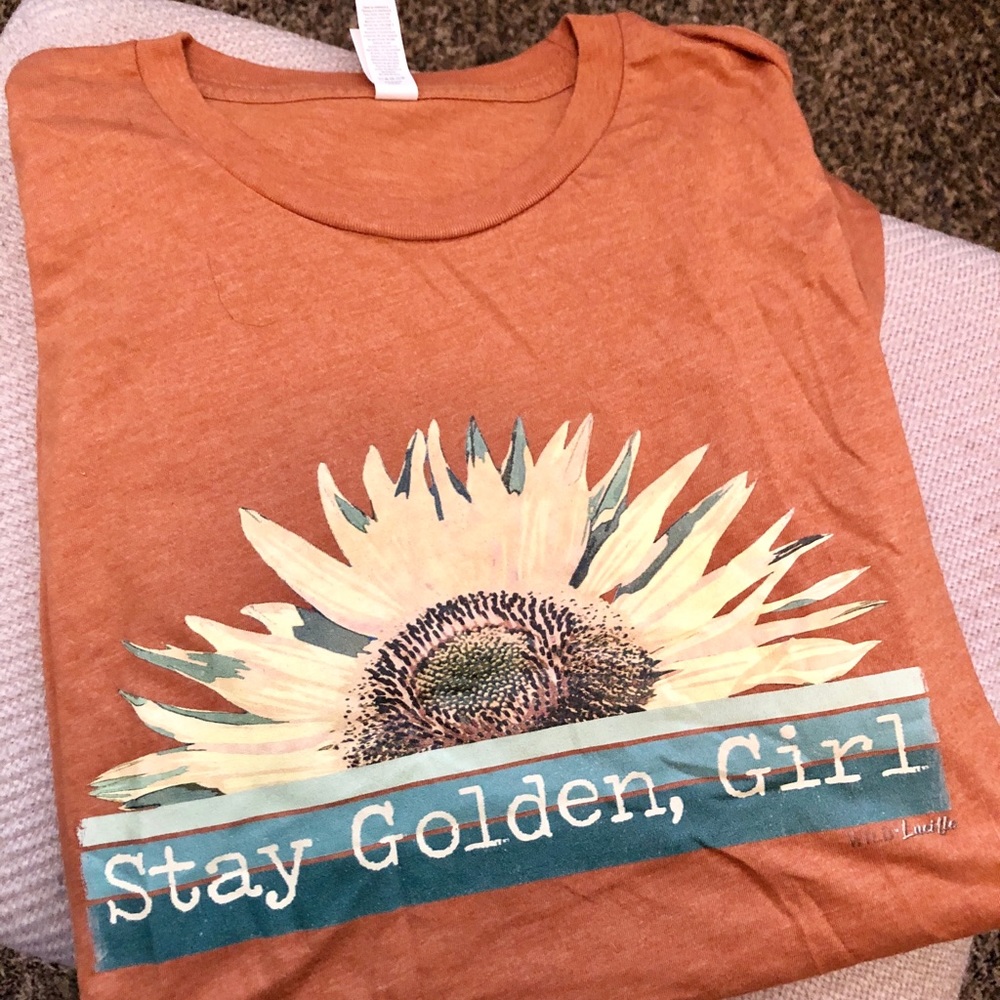 Graphic tee